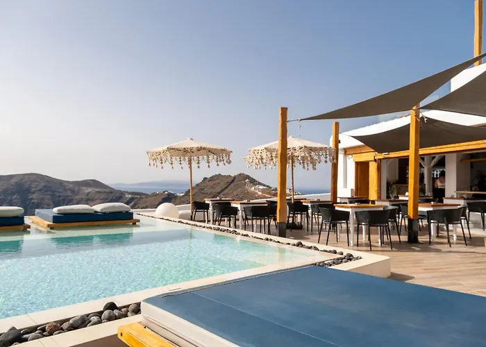 Amaze Suites